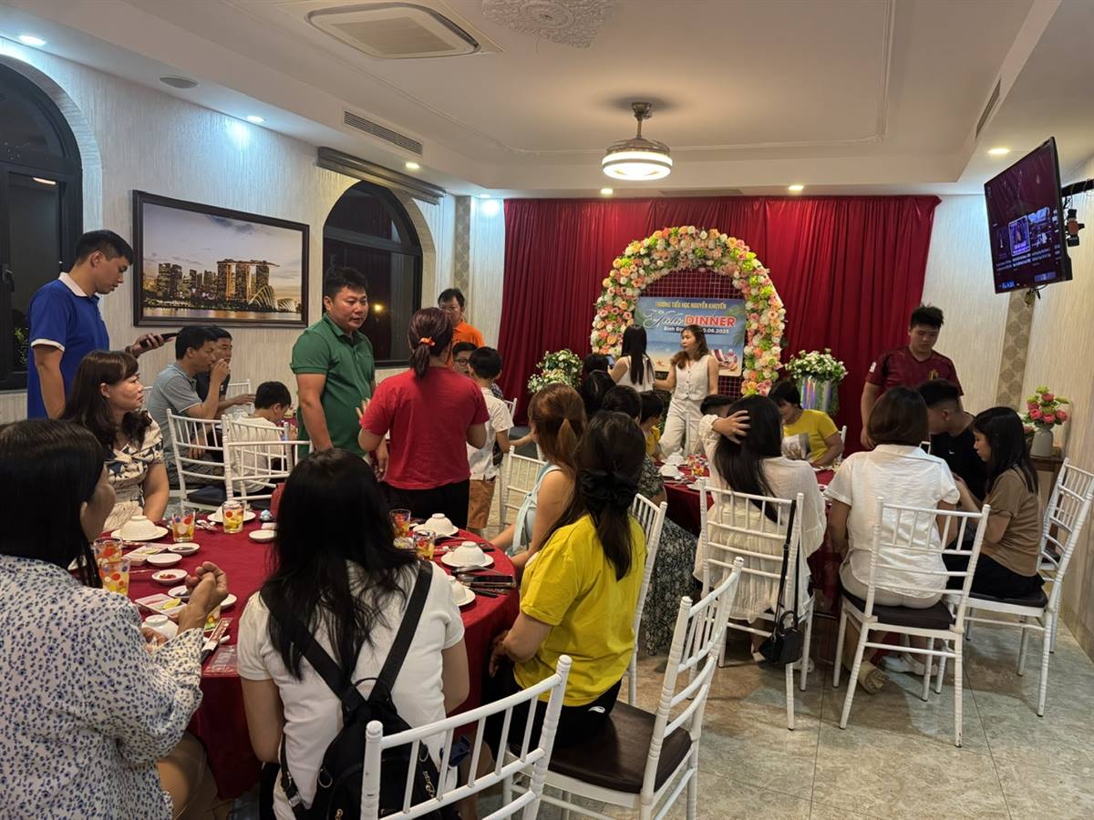 Tiệc gala dinner của một cơ quan tổ chức tại Đồng Gia Viên